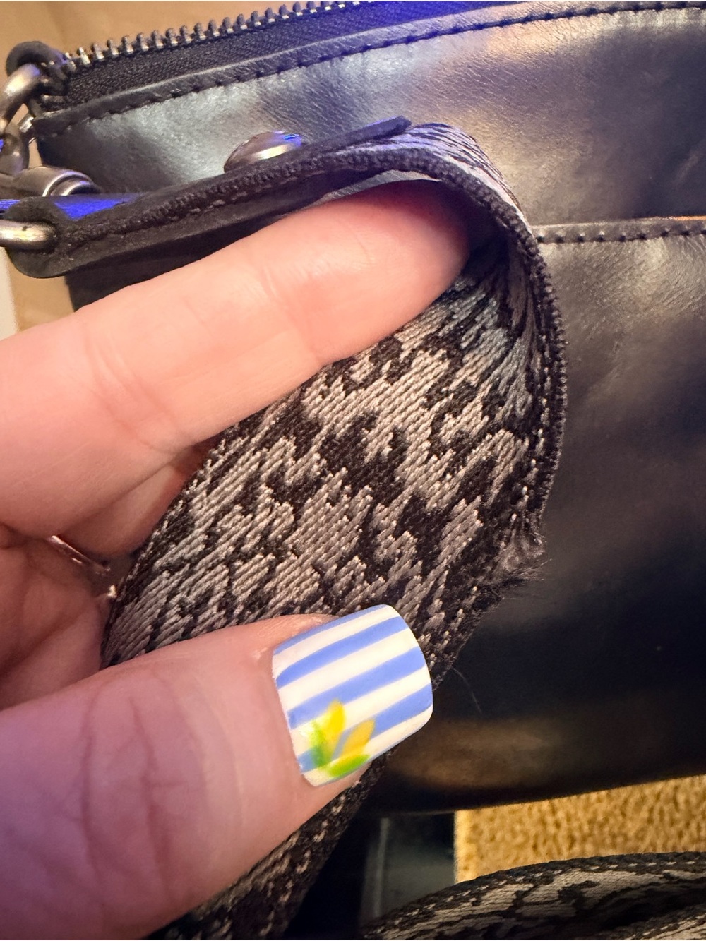 Patricia Nash Arlee Black Leather Crossbody Bag EUC - Picture 8 of 8